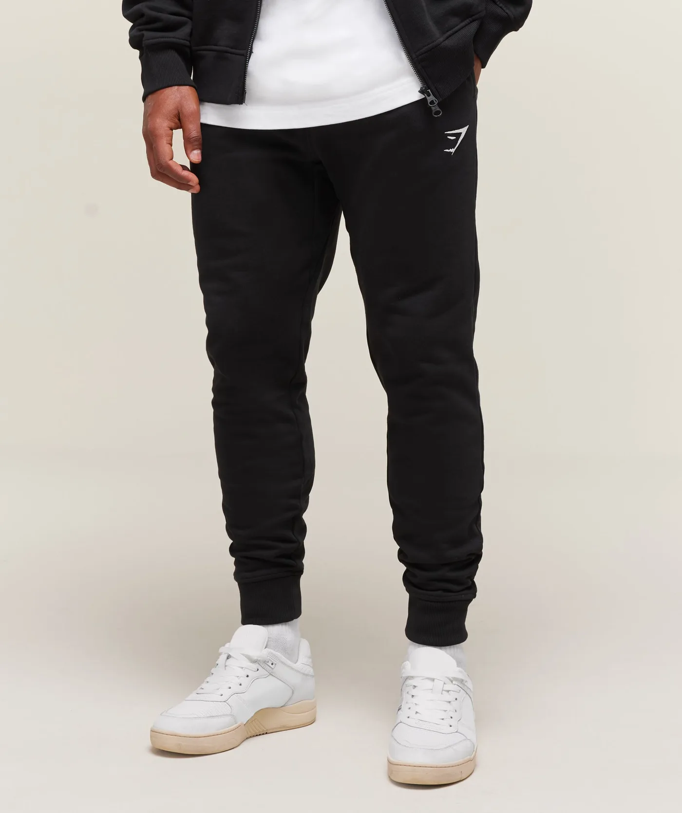 Gymshark Crest Joggers - Black